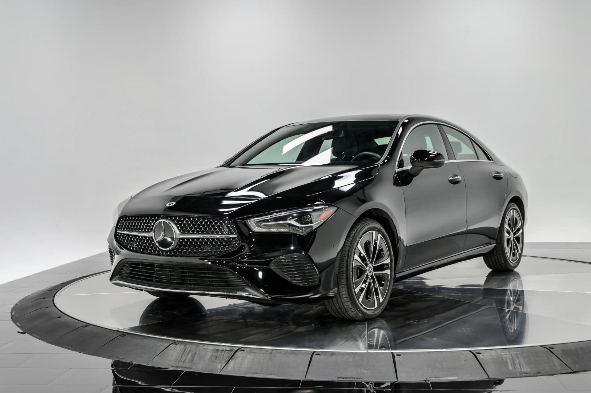2025 Mercedes-Benz CLA